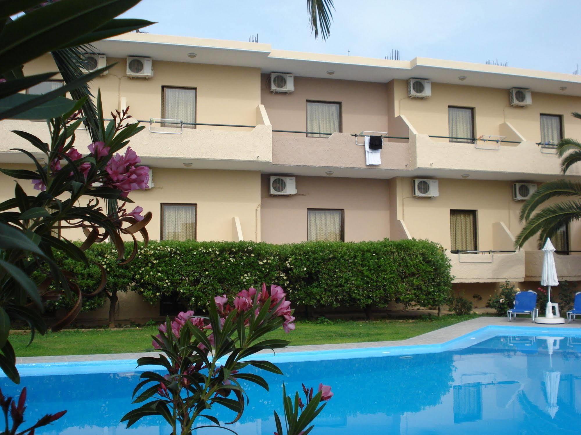 Argo Apartments Kato Daratso Exterior photo